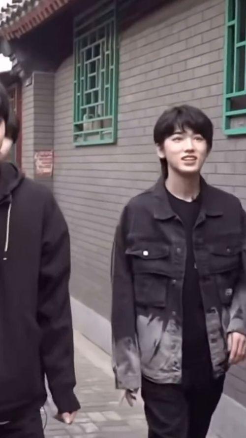 吃瓜娱乐圈时代少年团,吃瓜娱乐圈，青春偶像的蜕变之路