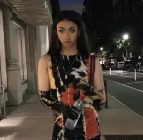 娱乐八卦吃瓜头像图片高清,揭秘高清吃瓜头像背后的娱乐八卦